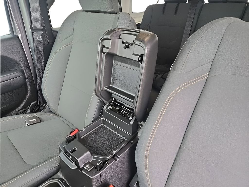 2025 Jeep Wrangler 4xe Willys