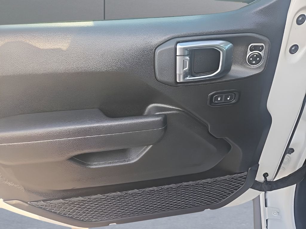 2025 Jeep Wrangler 4xe Willys