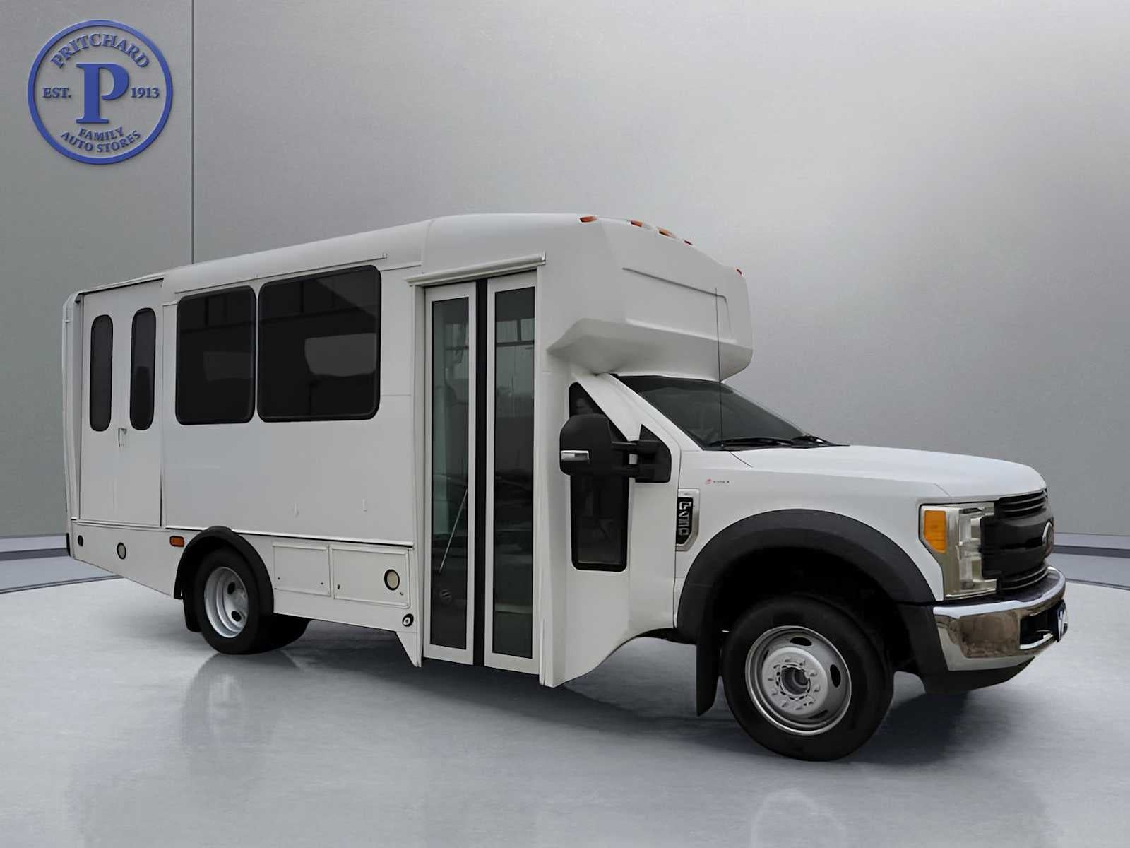 2017 Ford Super Duty F-450 DRW XLT