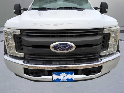 2017 Ford Super Duty F-450 DRW XLT