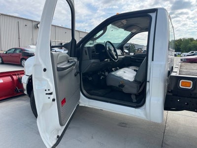 2006 Ford Super Duty F-350 DRW XL
