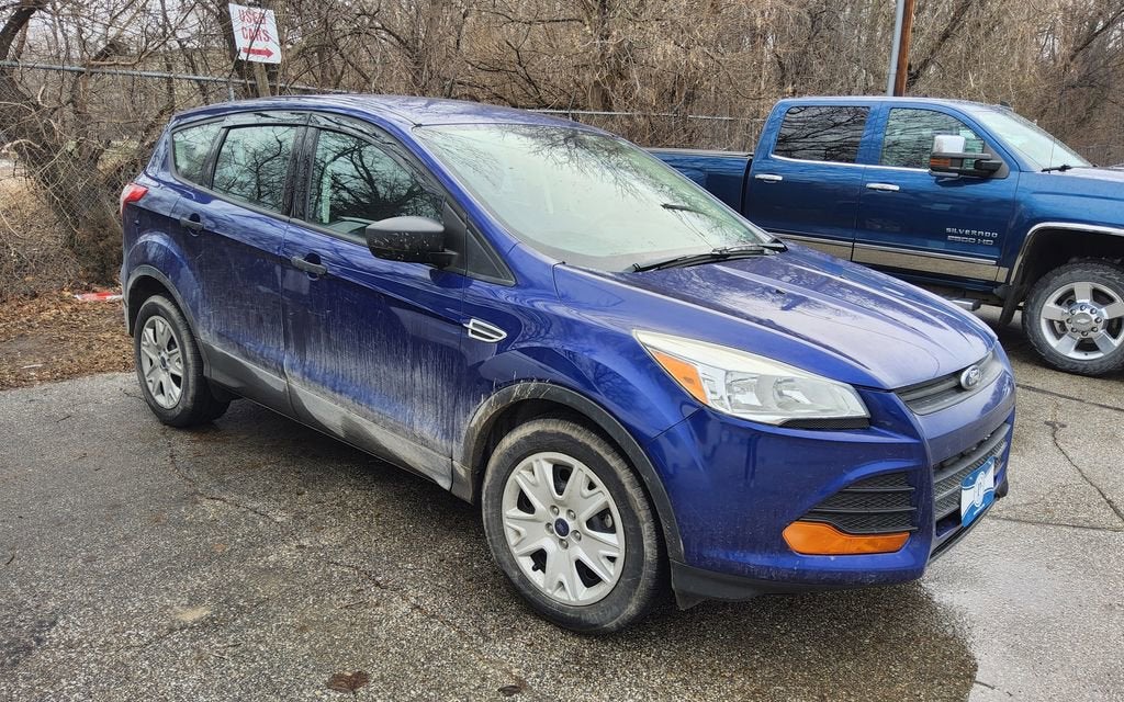 2016 Ford Escape S