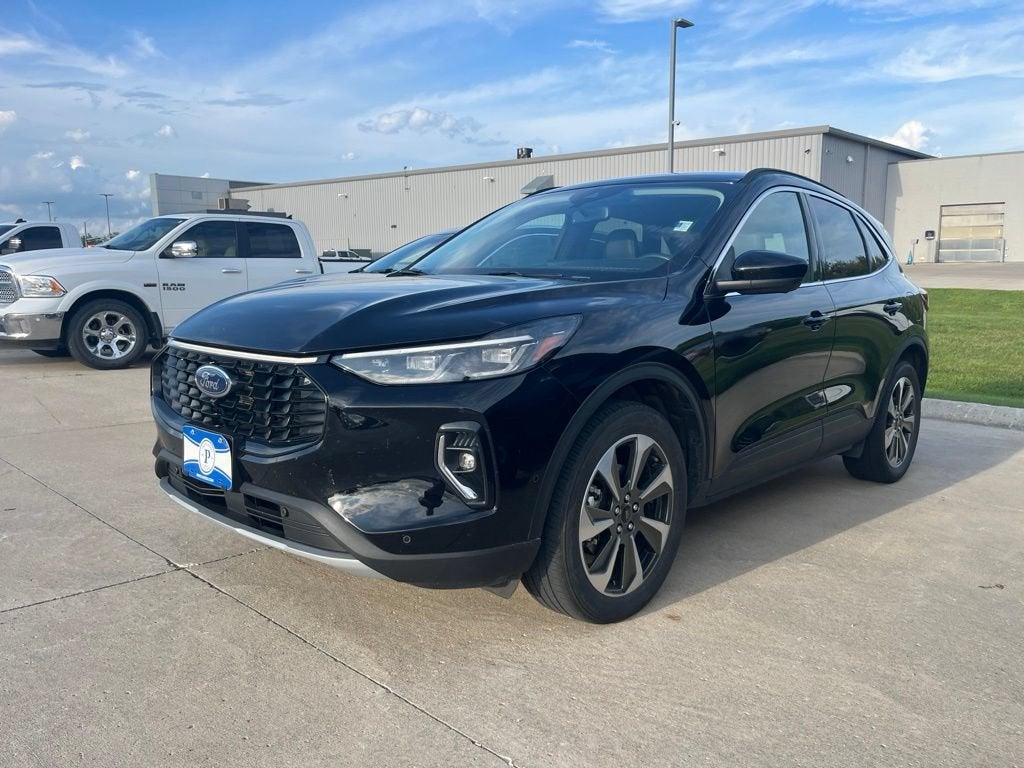 2023 Ford Escape Platinum