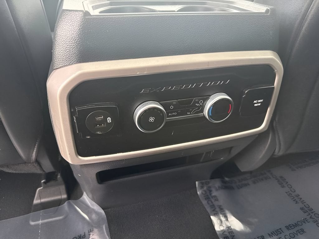 2023 Ford Expedition XLT