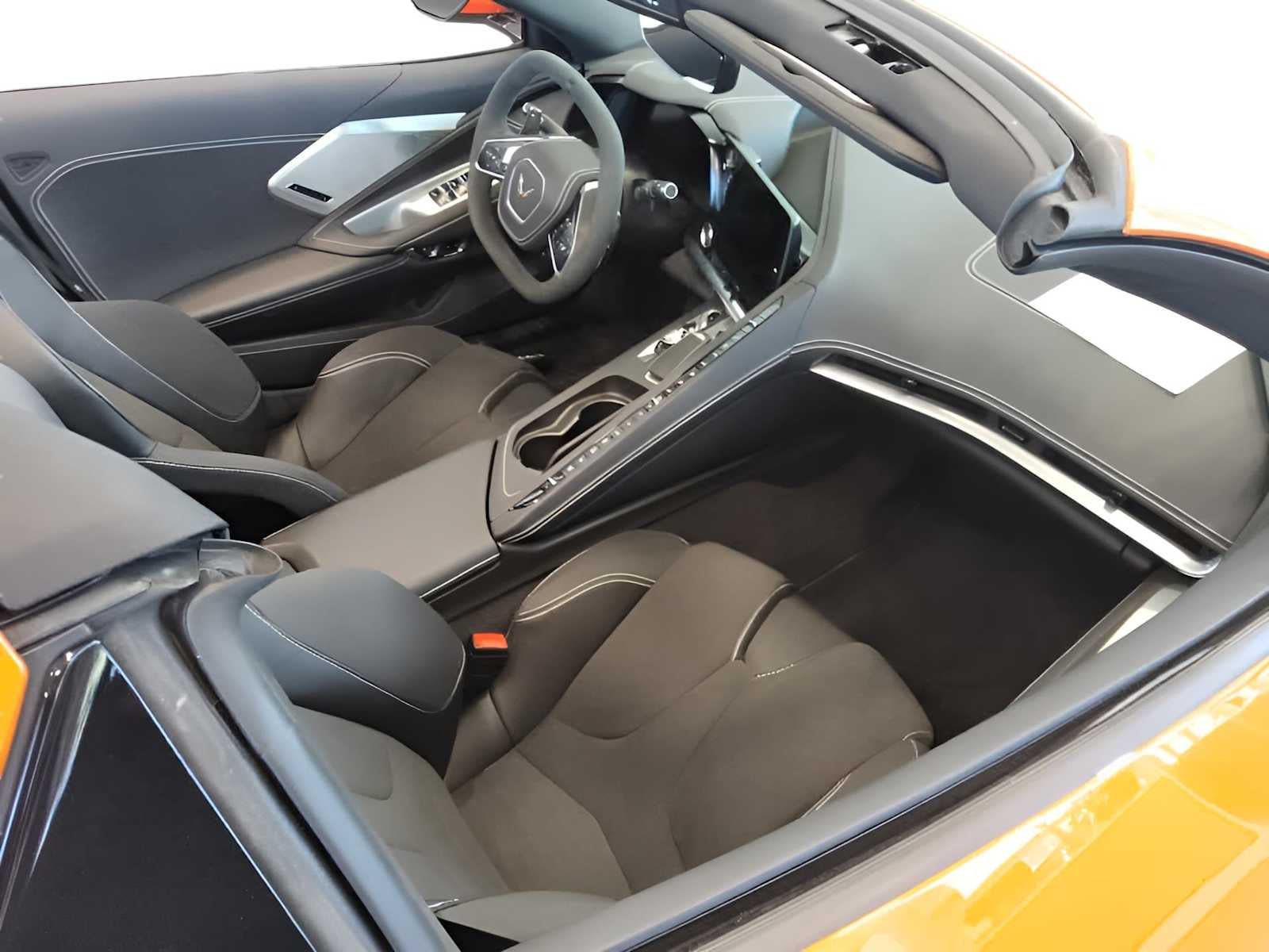 2025 Chevrolet Corvette Stingray 2LT