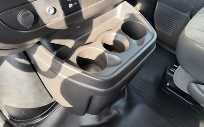 2023 Chevrolet Express Passenger 3500 1LS