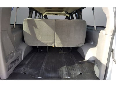 2023 Chevrolet Express Passenger 3500 1LS