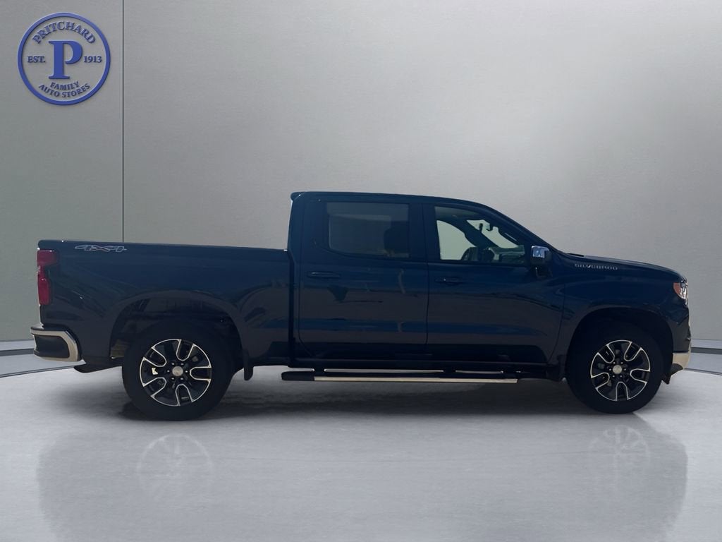 2023 Chevrolet Silverado 1500 LT (2FL)