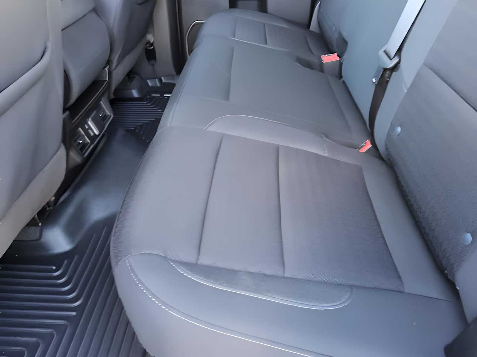 2022 Chevrolet Silverado 1500 LT (2FL)