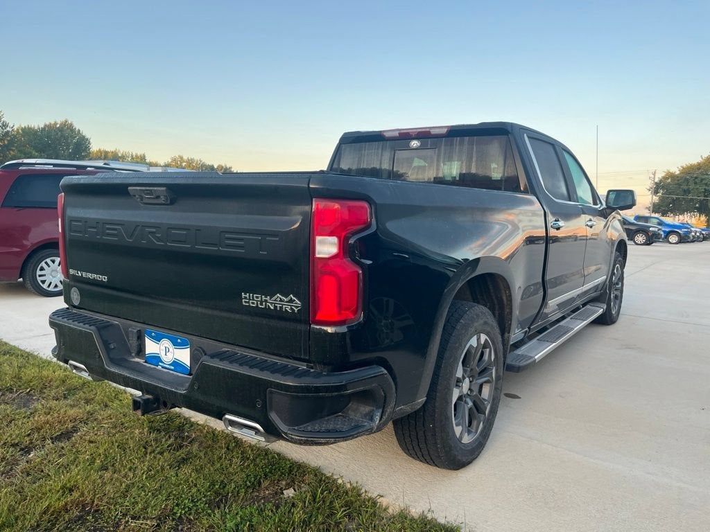 2023 Chevrolet Silverado 1500 High Country