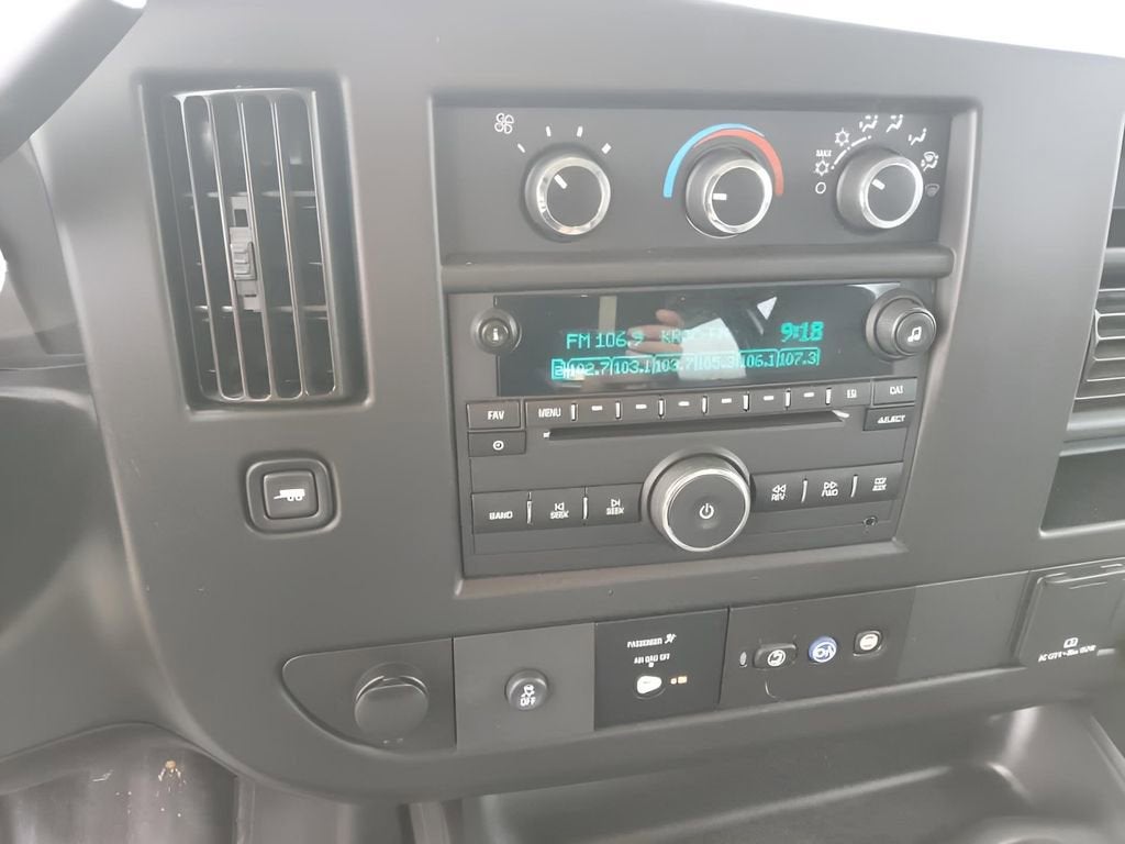 2020 Chevrolet Express Cargo 2500 WT