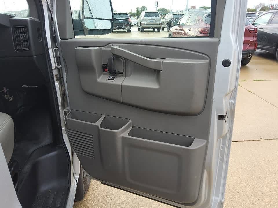 2020 Chevrolet Express Cargo 2500 WT