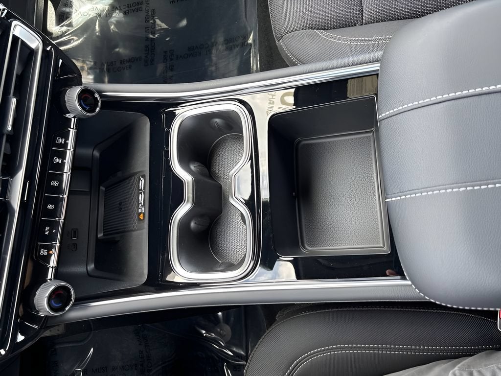 2026 Chevrolet Traverse LT - Photo 18