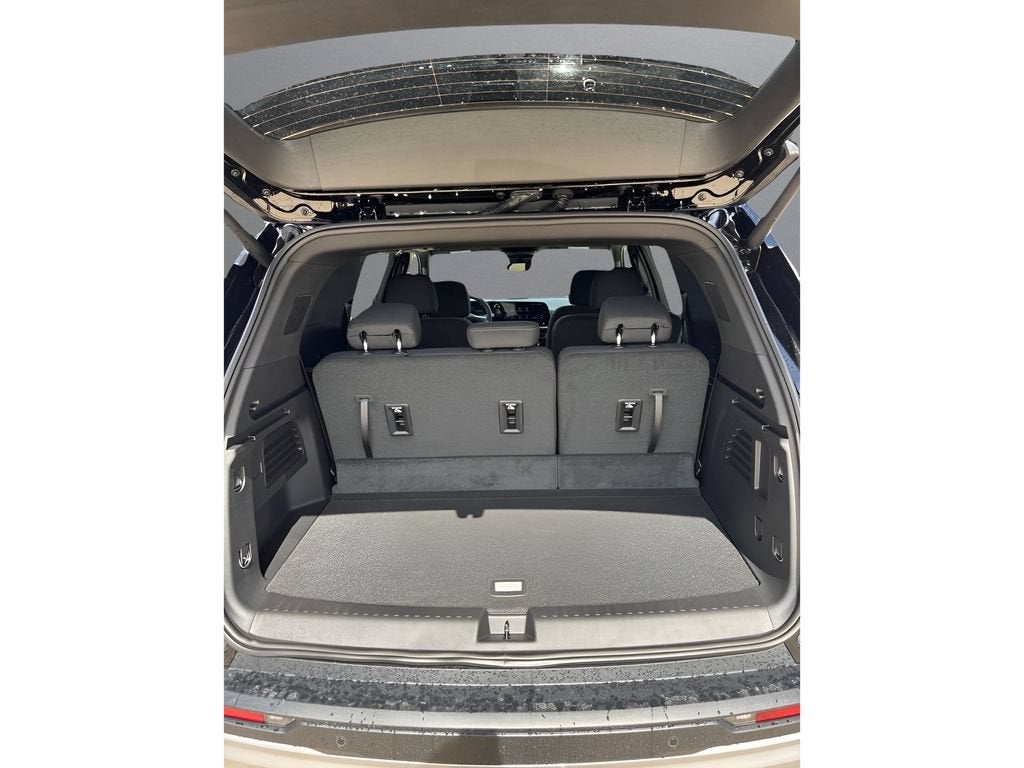 2026 Chevrolet Traverse LT - Photo 26