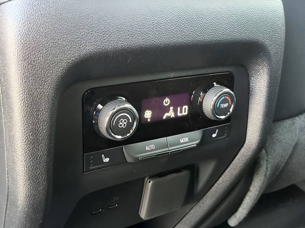 2026 Chevrolet Traverse High Country - Photo 28