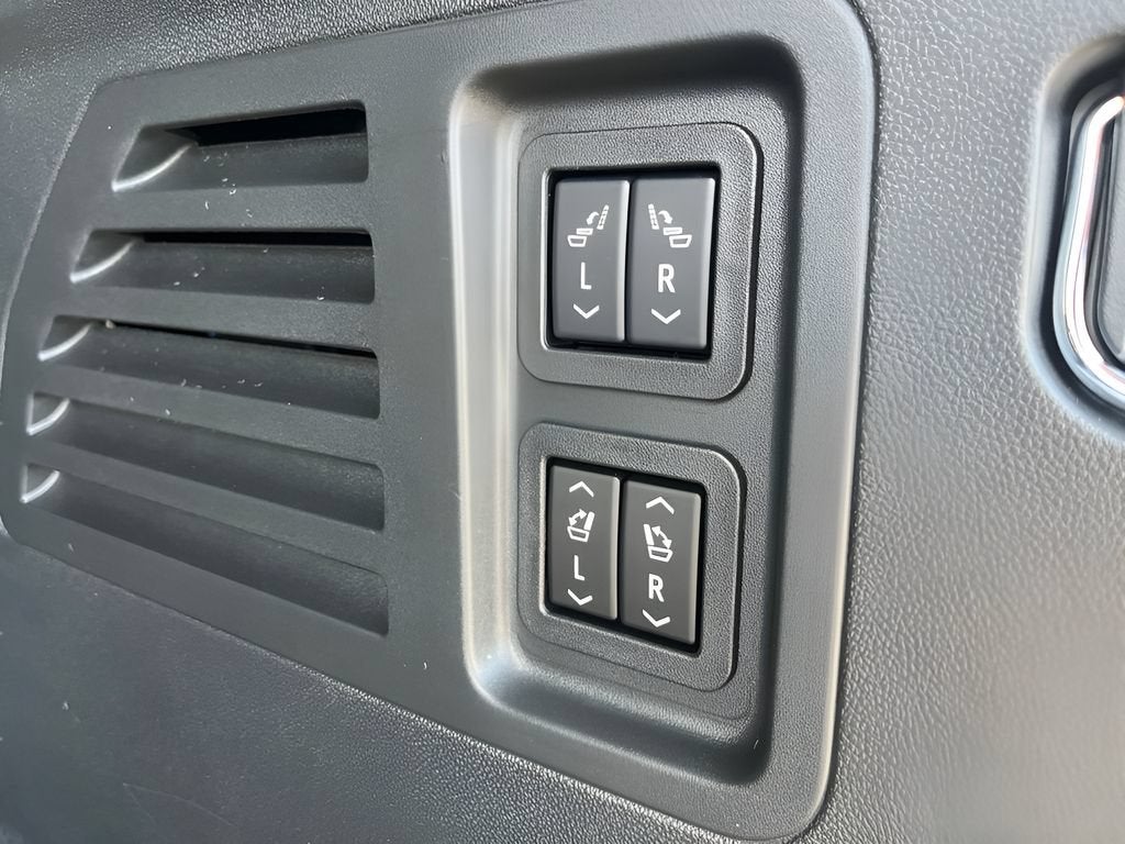 2026 Chevrolet Traverse High Country - Photo 36