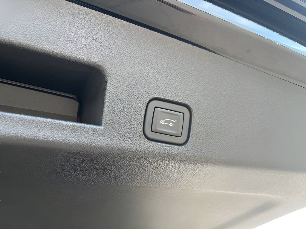 2026 Chevrolet Traverse High Country - Photo 37