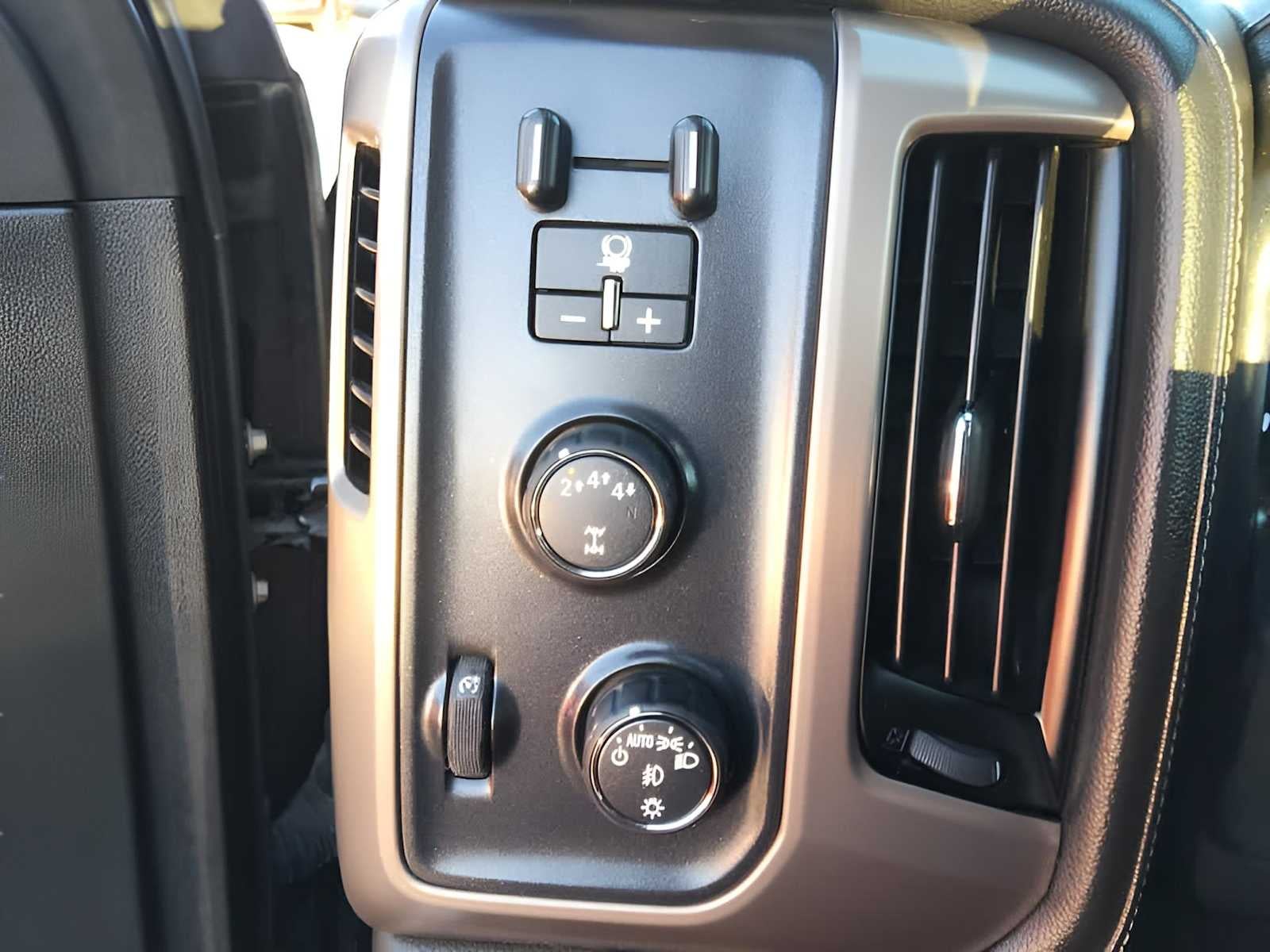 2018 GMC Sierra 2500 HD Denali