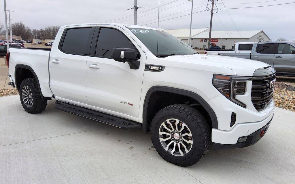 2023 GMC Sierra 1500 AT4