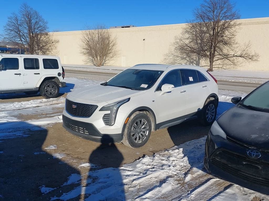 2023 Cadillac XT4 Premium Luxury
