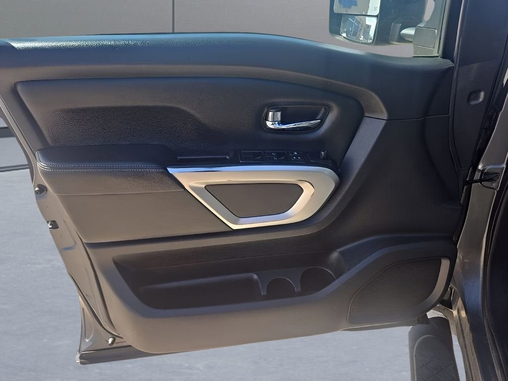 2016 Nissan Titan XD S