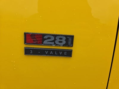 2005 Ford Mustang GT Deluxe