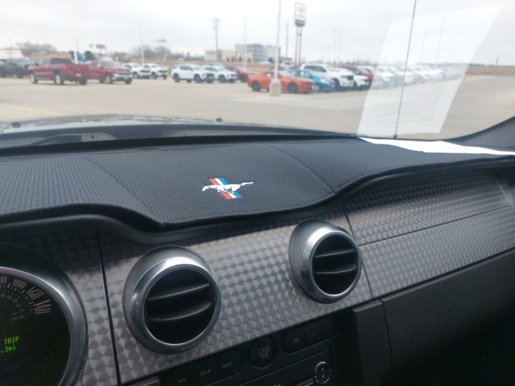 2008 Ford Mustang GT Deluxe