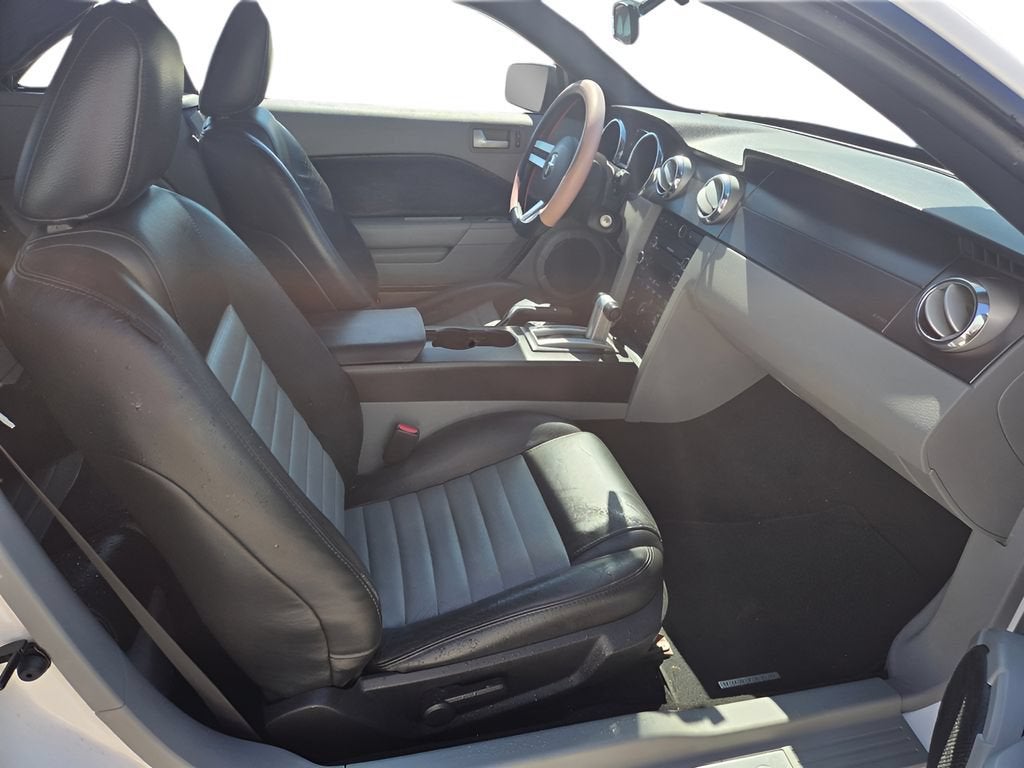 2008 Ford Mustang GT Deluxe