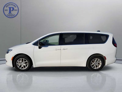 2024 Chrysler Voyager LX
