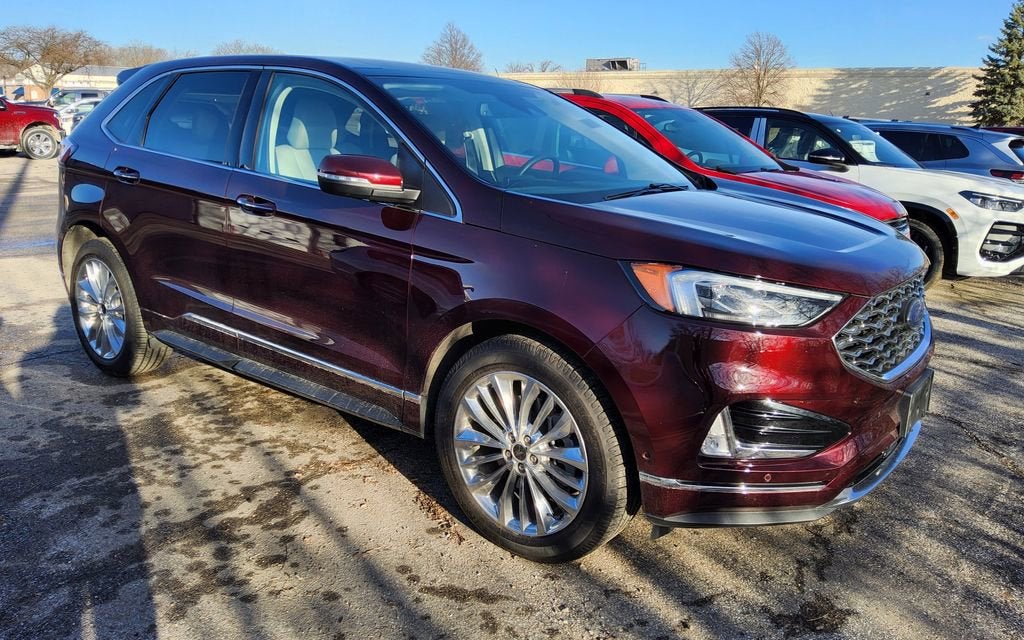 2022 Ford Edge Titanium