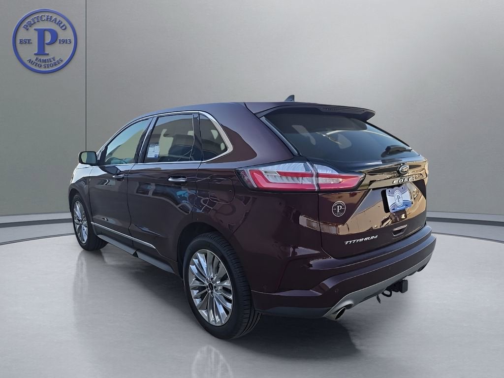2022 Ford Edge Titanium