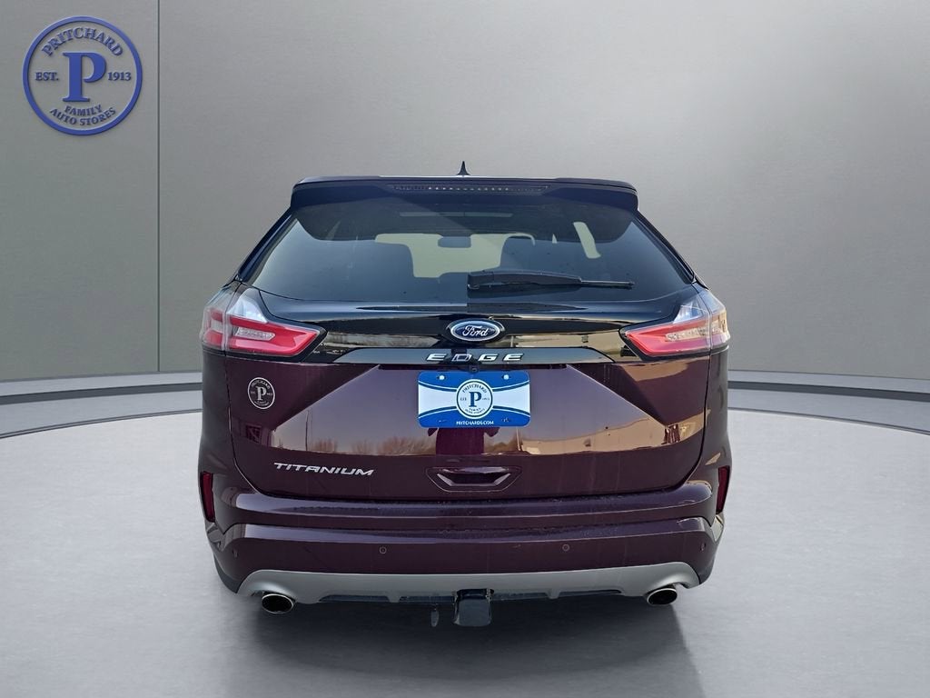 2022 Ford Edge Titanium