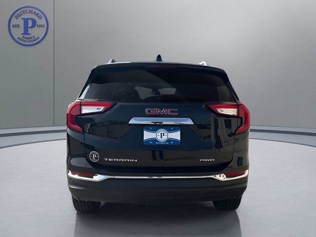 2024 GMC Terrain SLT