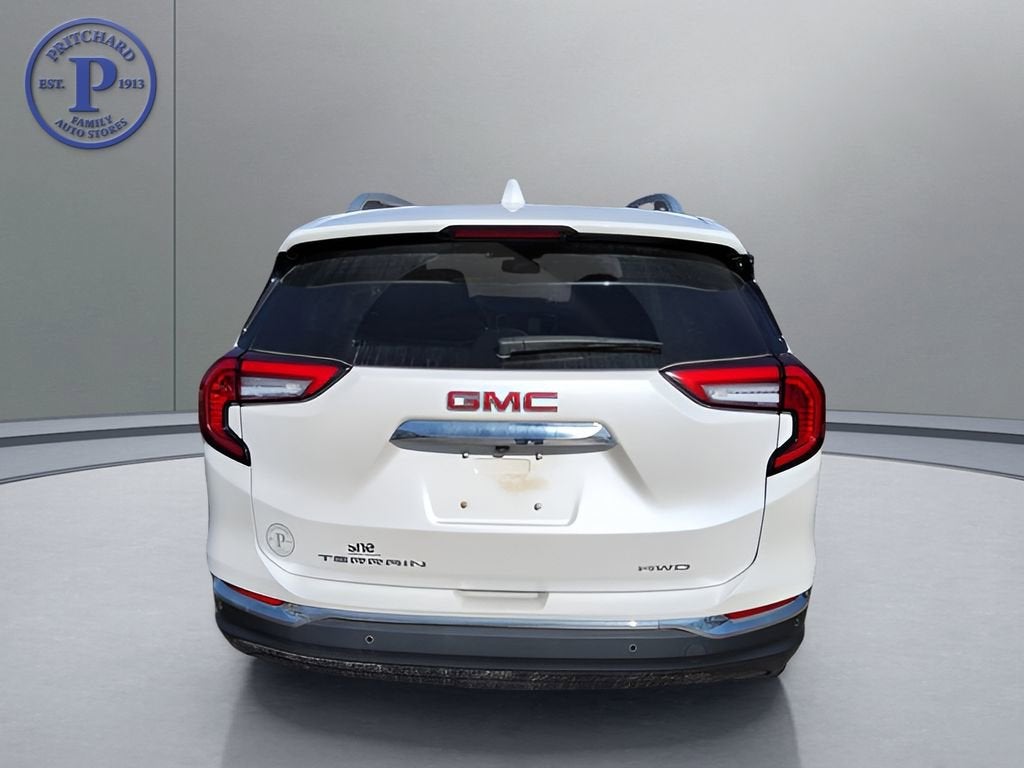 2022 GMC Terrain SLT