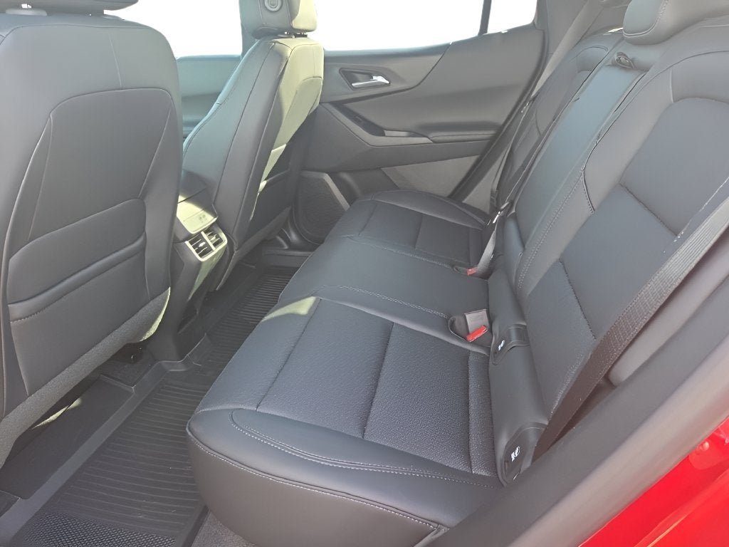2027 Chevrolet Equinox LT - Photo 20