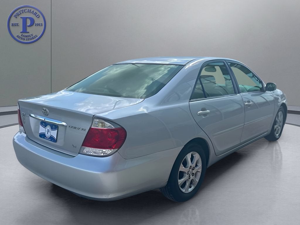 2005 Toyota Camry LE