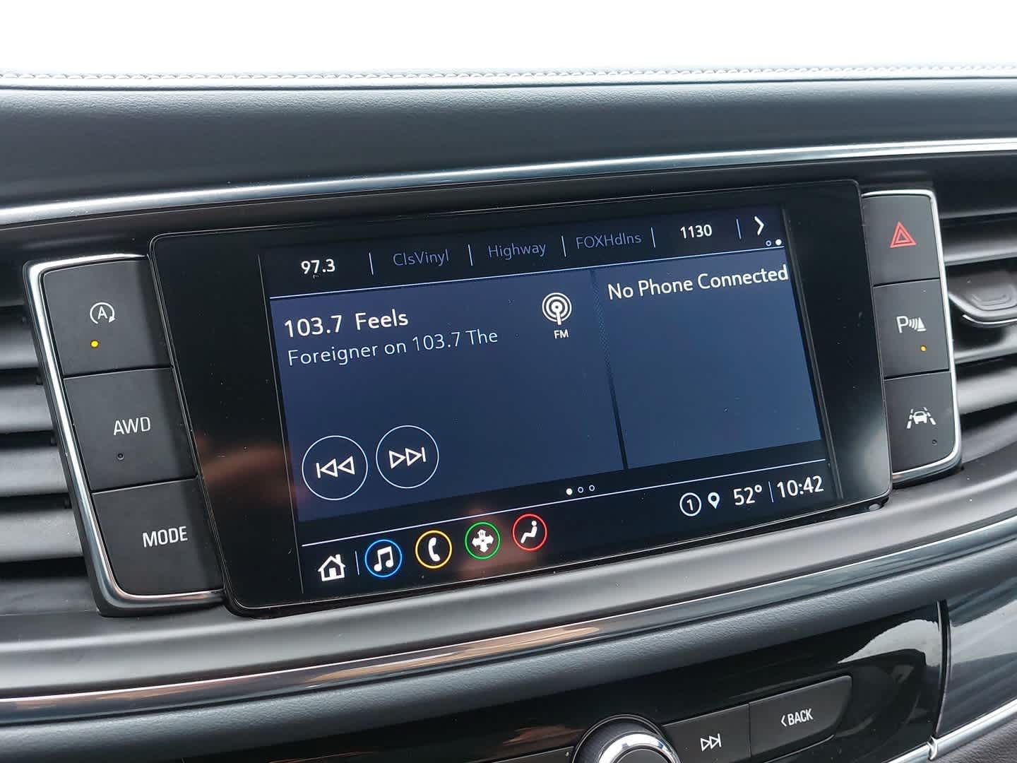 2024 Buick Enclave Essence