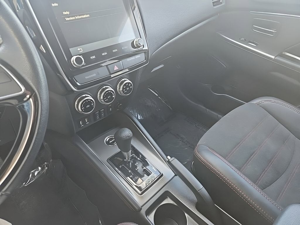 2024 Mitsubishi Outlander Sport S