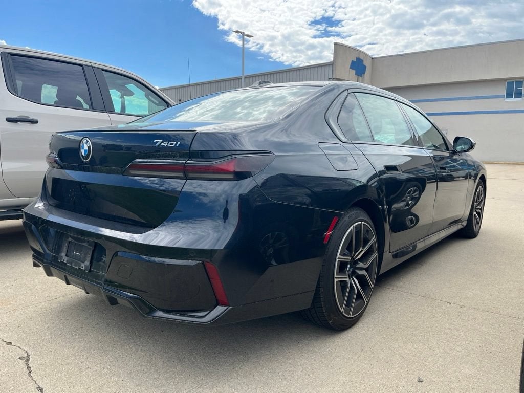 2026 BMW 7 Series 740i xDrive